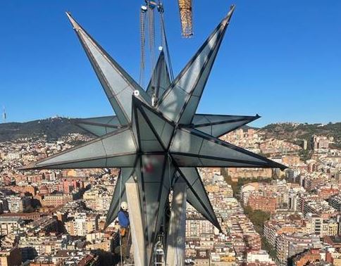 The new star on top of the Sagrada Família's Virgin Mary tower (Courtesy of the Sagrada Família)